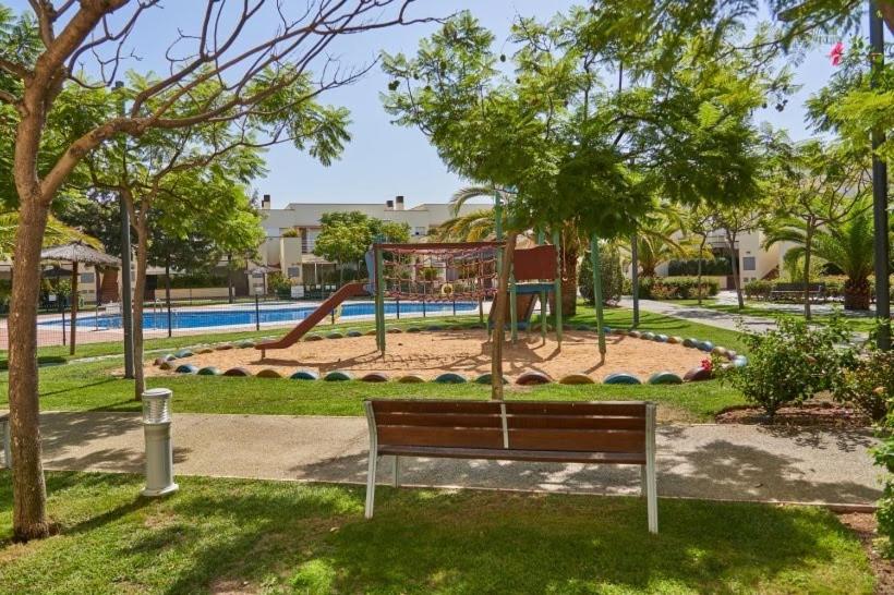 Apartamento Primera Linea De Playa Isla Cristina Urbanizacion Zarati Екстер'єр фото